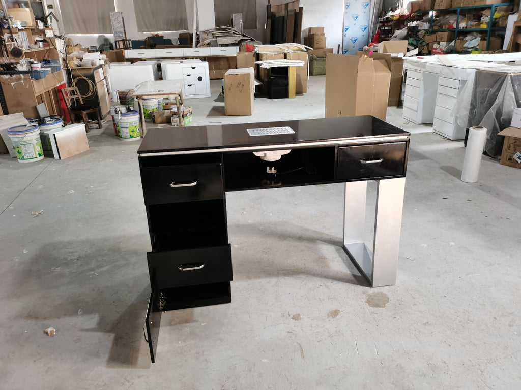 Modern Luxurious Single-Seater Manicure Table with Built-In Storage & Extractor Fan