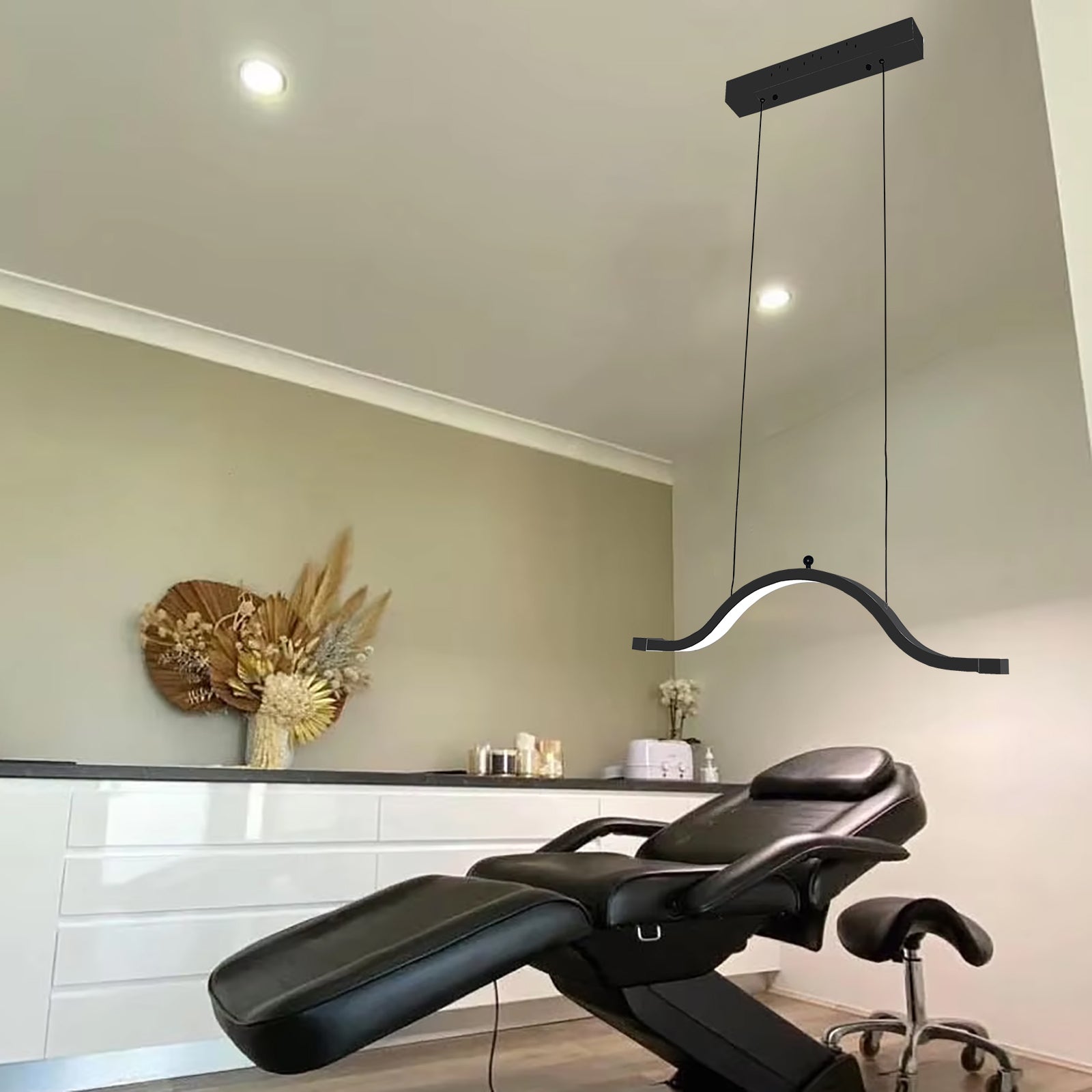 Ceiling-Mount Cloud Light Eyelash Lamp with Phone Stand