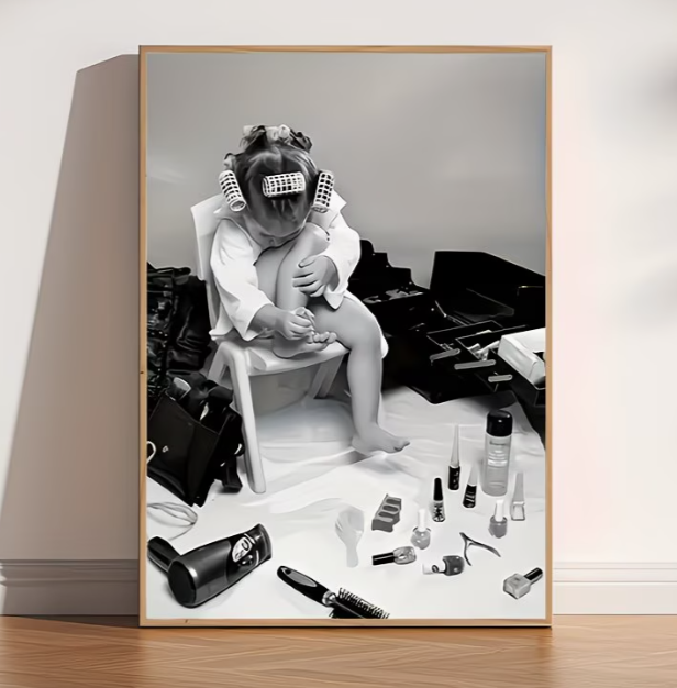 1pc Vertical Retro Black & White Nail Girl Poster Wall Art